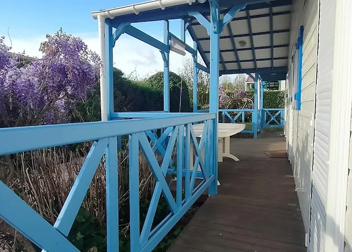 Dom wakacyjny Spacieux A 8 Km De La